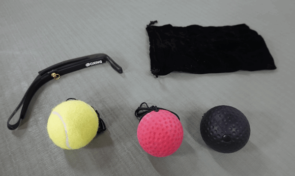 Balle de réflexe frontale ("reflex ball") avec sac de transport